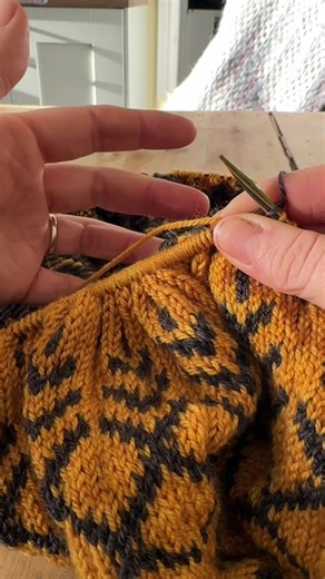 For #WIPWednesday I thought I’d share how I anchor long strands in on stranded colourwork. I knit with the colour that I want to pop in my right hand and the main colour in my left hand. Pattern/Yarn - Darkwater by Jennifer Steingass in Hayton 4ply Milburn 4ply #EdenCottageYarns #HandDyedYarn #StrandedColourwork #Knitting | Eden Cottage Yarns