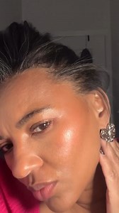 Pretty with, stunning without sparkles | Tara Wallace