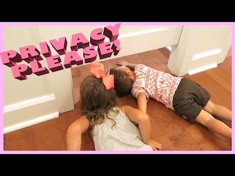 PEEPING UNDER DRESSING ROOM DOORS! | Sam & Nia