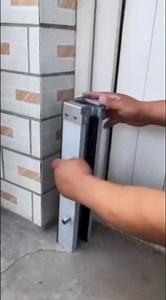 Flood Barriers for Garage Door & Home Entry, Heavy Flood Protection Barrier, Quick Installation, Reusable, Stackable, Aluminum Flooding Panels Blocks Can block water levels up to 4ft (H 31.5" L 1ft)