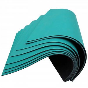 [Hot Item] ESD Electronic Workshop Rubber Mat High Temperature Resistant Black Green Antistatic Rubber Sheet