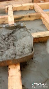 Ugandans have invented wooden slab so as to cut cost 🫰 | FarmX