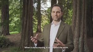 Ever wondered how an eruption occurs? Beneath our feet, magma – hot, molten rock – is produced in the depths of the earth. 🌋 This magma gradually rises through the Earth’s crust, building pressure. As pressure mounts inside the magma chamber, the magma begins to move through channels in the rock. As the magma rises, it can create small earthquakes as it moves through the volcano. When the magma is close to the surface, it can move the ground and release gases. These changes will be detected. Th