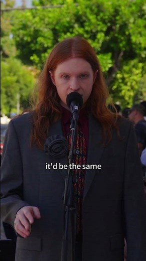 😬🙈Singer trips over mic #livemusicla #busking #closecall #musicfails #stringquartet