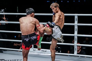 ‘Momotaro’ Hanya Butuh 41 Detik Untuk Taklukkan Singtongnoi Por Telakun