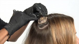 35K views · 556 reactions | Take a look at Sonya Dove's unique application technique for this multidimensional warm brunette.  #wellahair | Wella Education | Facebook