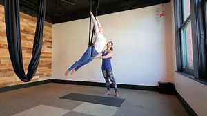 Mother Instructing Daughter Aerial Silk Yoga: Video có sẵn (100% miễn phí bản quyền) 1033064003 | Shutterstock