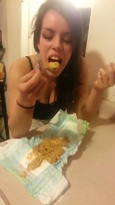 Hot american girl tastes poop