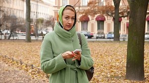 Girl Type Text Message On Smart: video stock (100% royalty free) 12809771 | Shutterstock