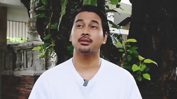 #AsawaNgAsawaKo #Exclusive: Joem Bascon, pumasok na ng lasing? May na-kiss na hindi kakilala? 😧 Nakakaloka ang mga rebelasyon! 😂 Watch this fun Never Have I Ever exclusive with Joem Bascon! | GMA Network