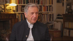 Costa-Gavras tackles Greek debt crisis in 'Adults in the Room'