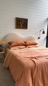 Rich earthy tones of Terracotta & Hazelnut inside ZEB House's (@zeb_modernbarn) gorgeous country estate. ✨💫 Shop now: https://bed-threads.visitlink.me/rQ4uI0 | Bed Threads