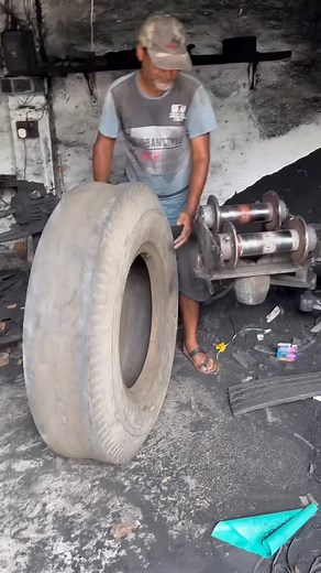 3.8K views · 945 reactions | Making Famous Recycled Tyres Recipe  . . #food #foodporn #instafood #foodie #healthyfood #foodstagram #foodphotography #foodgasm #foodblogger #foodlover #foodpics #foodpic #foodies #foods #veganfood #seafood #goodfood #foodblog #foodgram #japanesefood #fitfood #veganfoodshare #italianfood #foodlovers #lovefood #foodstyling #fooddiary #realfood #foodart #streetfood | Bhukkad Bhikhari | Facebook