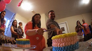 Fraternal twins gender reveal: Will it be boys? Girls? Or one of each? 🎥 Savvy Couponing Mom Family #Pregnant #GenderReveal #Mom #Baby #Twins | Pregnant Life