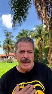 Nunca usen , ni sean usados, disfruten, respeten y amén profundamente y sin medida y si se equivocan nunca echen culpas al contrario agradezcan los buenos momentos que son los que nos quedan para siempre. Respeto para todos. | Sergio Goyri