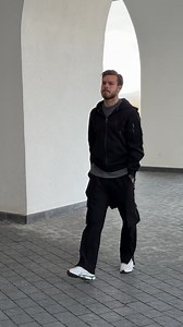 A csapatunk tagjai elárulják, ki a leghíresebb kontakt a telefonjukban!👀📲#csakazosk Membrii echipei noastre dezvăluie cine este cel mai faimos contact din telefonul lor!👀📲#csakazosk | Sepsi OSK