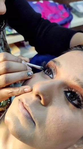 Best Eye contact lenses for bridal #eyelashes #eyebrows #eyewear #makeup #eyeshadow #eyelinertattoo #eyes Ayesha Khan | Ayesha makeovers