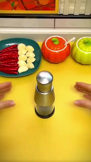 Check out 3s fast food chopper 304 Stainless Steel Manual Hand Press Kitchen Garlic Onion Vegetable Processor Chopper Cutter Dicer at 33% off! RM19.99 only. Get it now! https://shope.ee/VejHwQpcN | Reno Vation