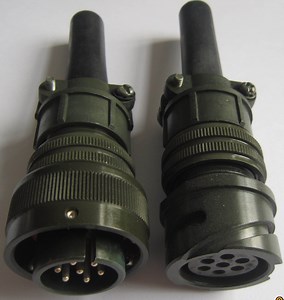 [Hot Item] Bayonet Coupling 16s-1 Item 7 Pins Connector