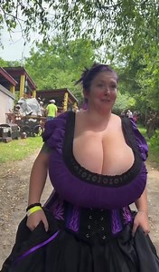 Demora Avarice #goodvibes #viralcontent #beauty #uktiktok | demora avarice beach