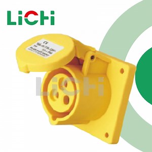 [Hot Item] 16A 3 Pin IP44 UK Industrial Socket Outlet 110 Volt Electrical Plugs and Sockets