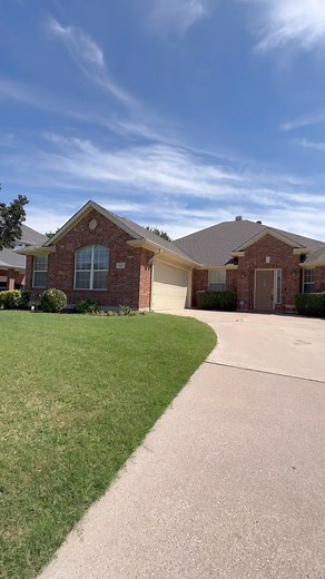 REMODELED HOME in GRAND PRAIRIE - UNDER CONTRACT. Van Ho, Broker Associate at Brixstone Real Estate | 📲817-714-0545 #dreamhome #moveinready #movetotexas #homebuying #texasrealestate | Van Ho