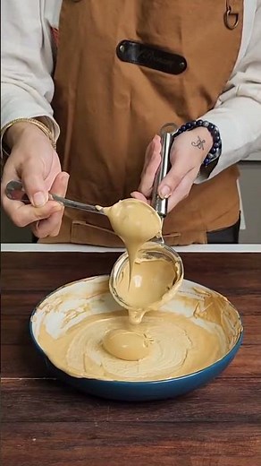 Make Café-Style Foam Coffee in Seconds! 😍 | No Machine Needed #DalgonaCoffee