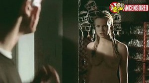 Laura Harris Nude (was 22 years old in this scene) in The Faculty (1998)