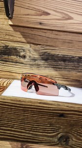 Die Encoder Strike Vented und die Radar von Oakley findet ihr in verschiedenen Farben und Ausführungen bei uns im Onlineshop 🤩 #oakley #sunglasses #webikeyou | BikerBoarder