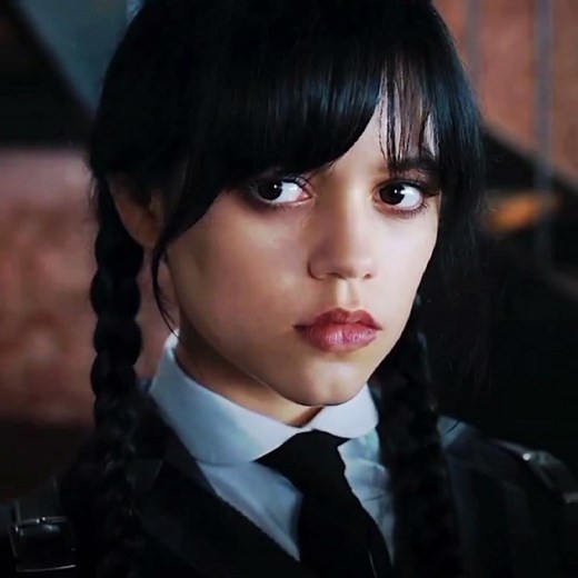 keep ya head ringin' ✨🖤