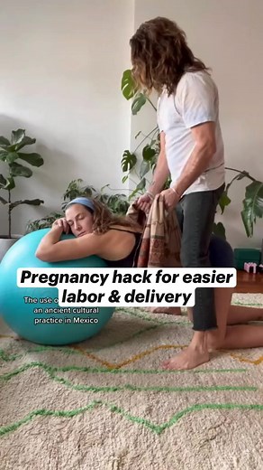 Pregnancy hack for easier labor & delivery! I’d you are pregnant you need to do this every day. This is an ancient practice that helps position the baby in the ideal position so you avoid back labor! Back labor is really painful, you don’t want that! Try this exercise every day and connect deeper to your baby & partner also 🖤 Pinterest: Holixtic https://www.instagram.com/moms_beyond/ #babyhacks #newbornhack⁠ #parenthack #firsttimemom #newparents⁠ #momhack #momhacks #momtips #lifehack #babycryin