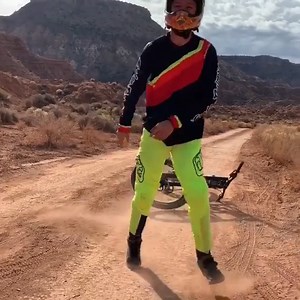 11/10 dismount👏🏼🦒🤸🏼‍♂️ Rider - @jaxsonriddle #mtb #bikelife #biking #enduromtb #wheelie #freeride #downhillmountainbiking #enduro #bicicleta #bmx #downhill #mtbgram #motocross #bikelife #mtblove #velo #foxracing #bici #cycling #cycle #downhillmtb #bmx #vtt #sport #bicicletas #mtblife #fullsend | BikeStable