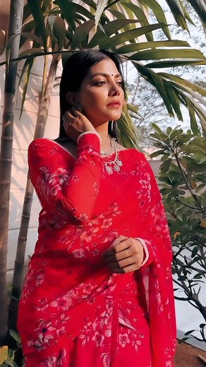 13K views · 315 reactions | The joy of dressing is an art糧… #dress #style #art #love #joy #stylish #juwel #ready #mackup #insta #tollywood #bollywood #movies #telugucinema #songs #look #try #story #cinema #red #coloureyeliner | Lahari Shari | Facebook