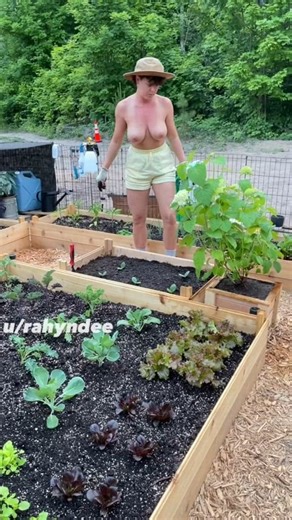 Off Grid Homesteads perfect place to be Nude