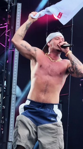 esquentou no show do @Filipe Ret no Skyline! 🔥 #TheTown2025 #FestivalNoTikTok #FilipeRet