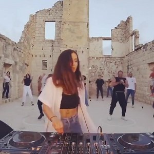 7.1K views · 101 reactions | Social distancing Party im Libanon  IG: bullitt_community #talamortada #socialdistancing #techhouse #techno #rave #technofamily #technomusic #goodvibes #lebanon #munich #münchen #bullittcommunity | Techno Bavaria | Facebook