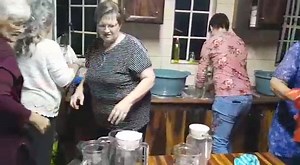 1K views · 33 reactions | Geseënde Shabbat by #MenorahTabernacle. | Menorah Tabernakel | Facebook