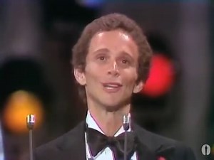 Joel Grey, 82, Comes Out as Gay: Broadway Legend and Father of Jennifer Grey Adds, "I Don't Like Labels"