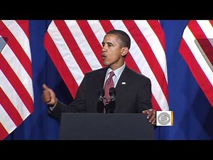 Obama heckled by gay rights advocates