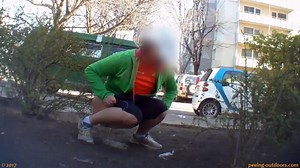 Ladies pissing at marathon