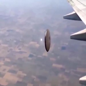 Compilation OVNI - UFOs compilation Join group watch more: Mysterious Aliens & UFO Disclosure ✔ | Mysterious Aliens And UFO Disclosure