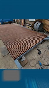 Portón corredizo automático con Panel WPC exterior #puertacorrediza #puertaautomatica #panelwpc | Puertas Automáticas Perú