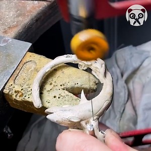 Creating beautiful orca ear weights Partner: Clear Mind Jewellery | Bored Panda Art