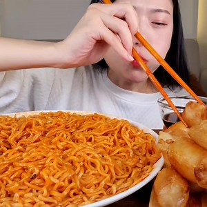 199K views · 5K reactions | ASMR Crispy Fried Beef Tripe with Buldak Spicy Ramen 襤 Ultimate Flavor Combo Mukbang | Rajni Parihar | Facebook