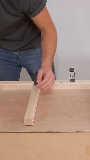 25K views · 109 reactions | DIY Shipping Crate Build #builders #diyhomeprojects #homeimprovement | Modern Builds | Facebook