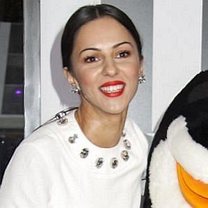 Annet Mahendru Husband 2026: Dating History & Exes - CelebsCouples