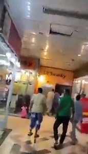 6.4K views · 96 reactions | Lo baie yehi reh gaya tha ab zainab market k kareeb MALL main gaye ghus gai  | Cattle Karachi | Facebook