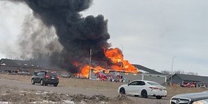 No one injured in Harrisburg structure fire