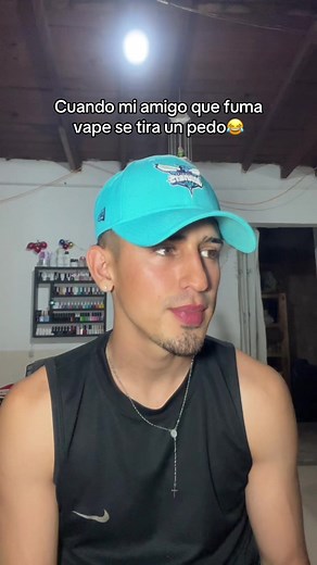 Humor entre amigos: Vape y risas