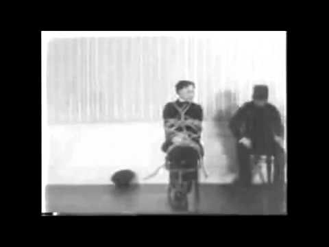 Harry Houdini Rope Escape Trick